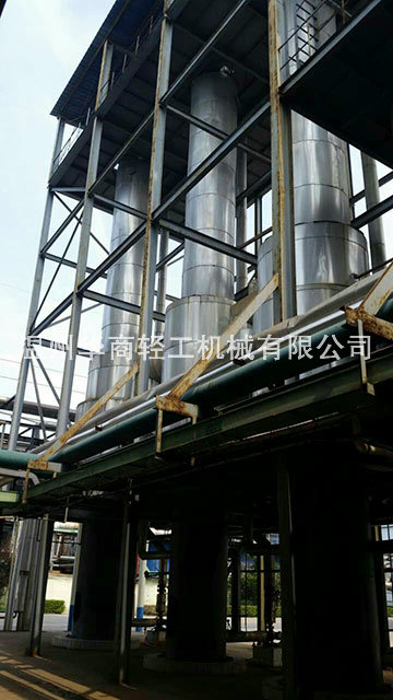 降膜蒸發(fā)器12